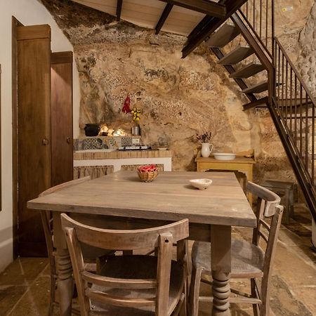 Case-Grotte Degli Avi, Esperienza Abitativa In Grotta モーディカ エクステリア 写真