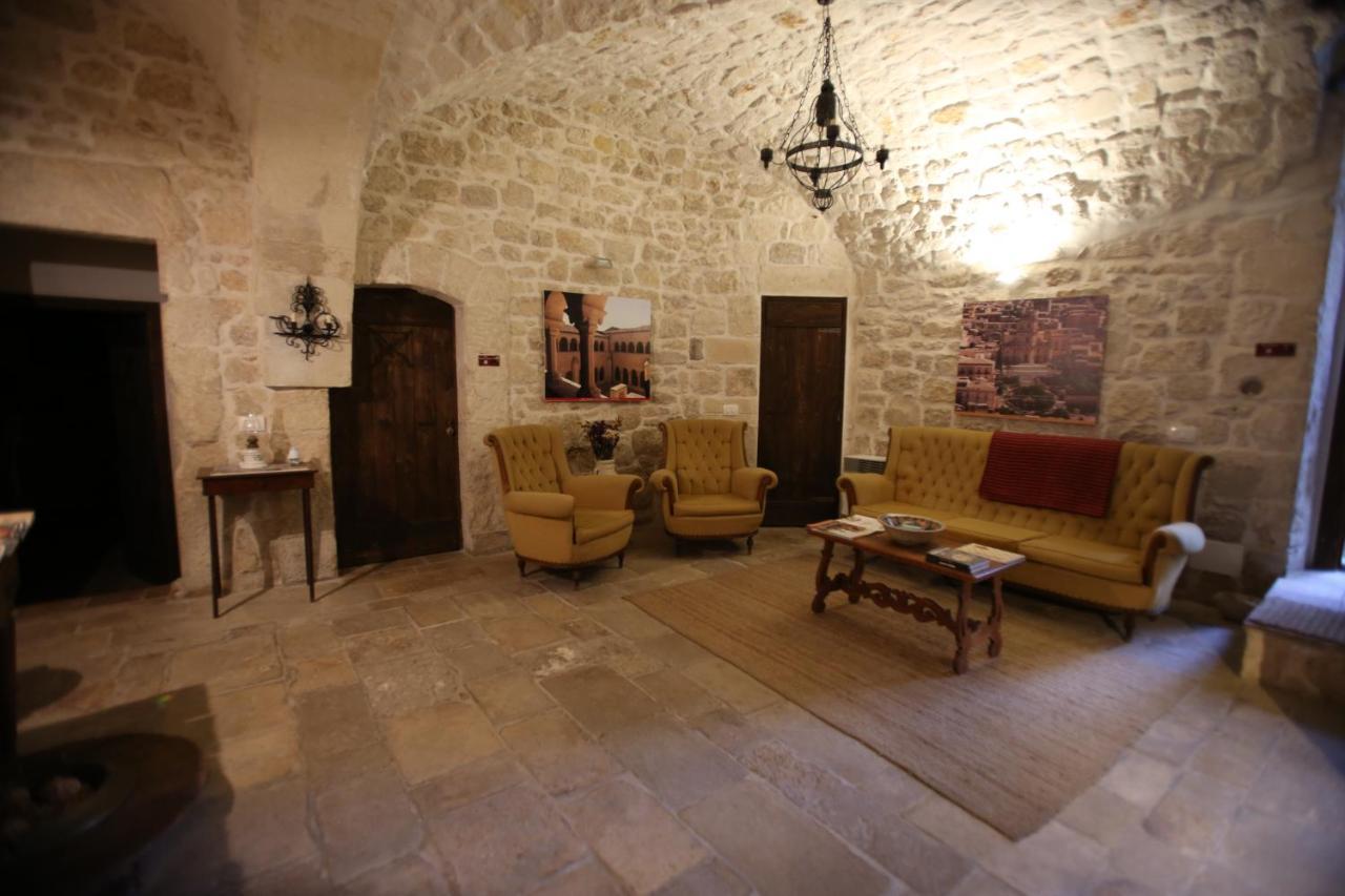 Case-Grotte Degli Avi, Esperienza Abitativa In Grotta モーディカ エクステリア 写真