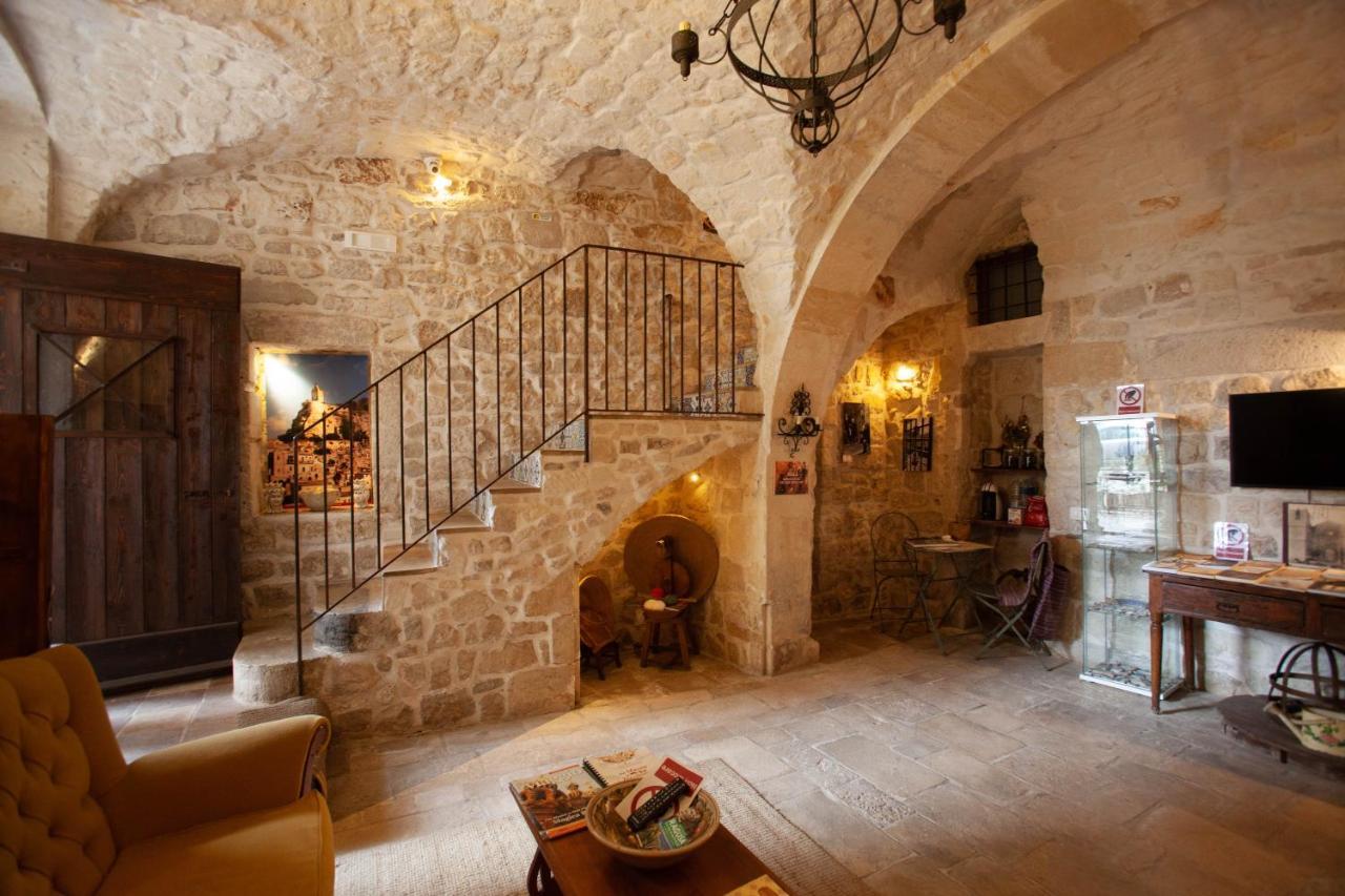 Case-Grotte Degli Avi, Esperienza Abitativa In Grotta モーディカ エクステリア 写真