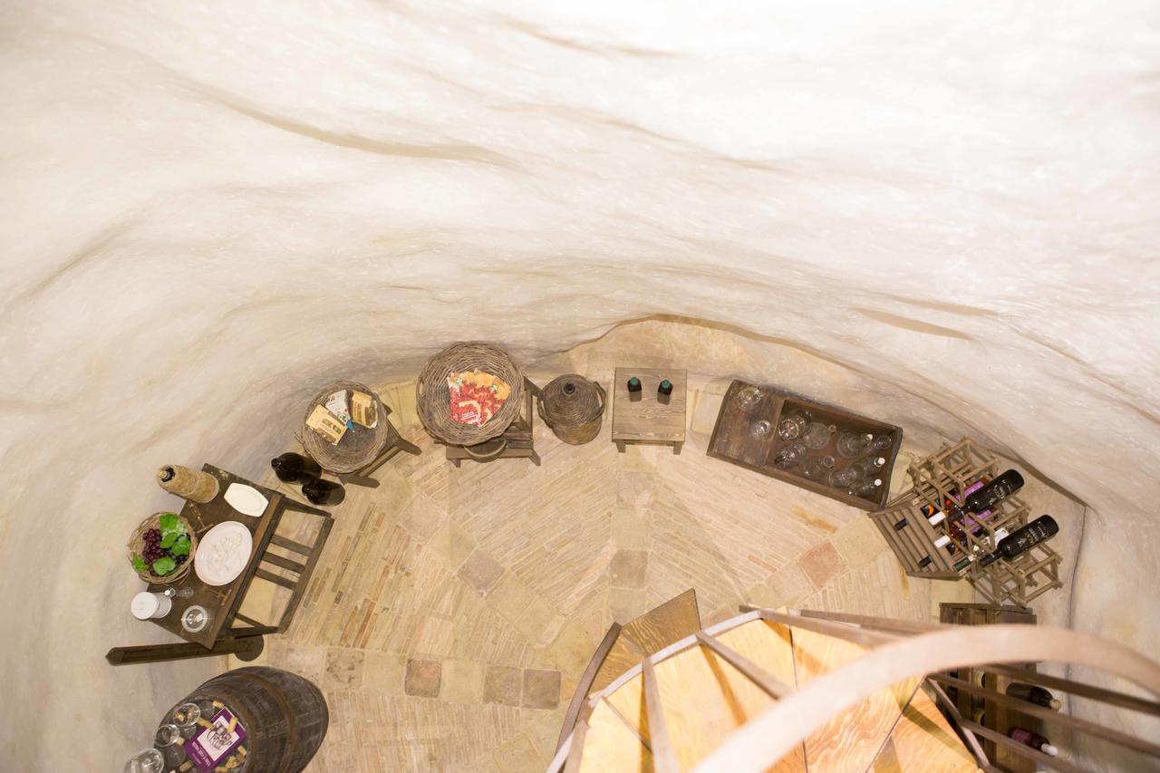 Case-Grotte Degli Avi, Esperienza Abitativa In Grotta モーディカ エクステリア 写真